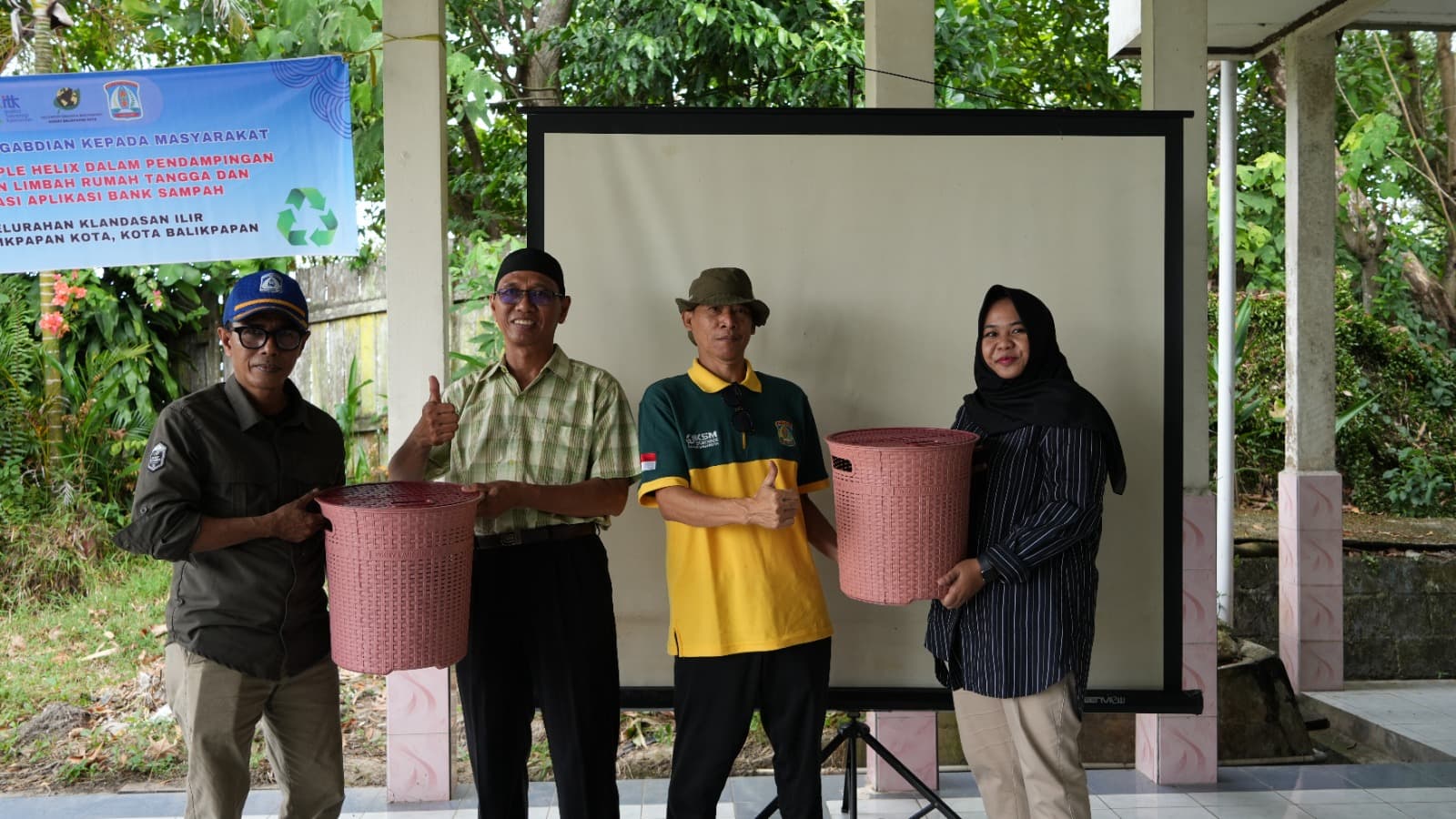 Dari Sampah Jadi Berkah: Pelatihan Pengelolaan Sampah Organik Warga Klandasan Ilir