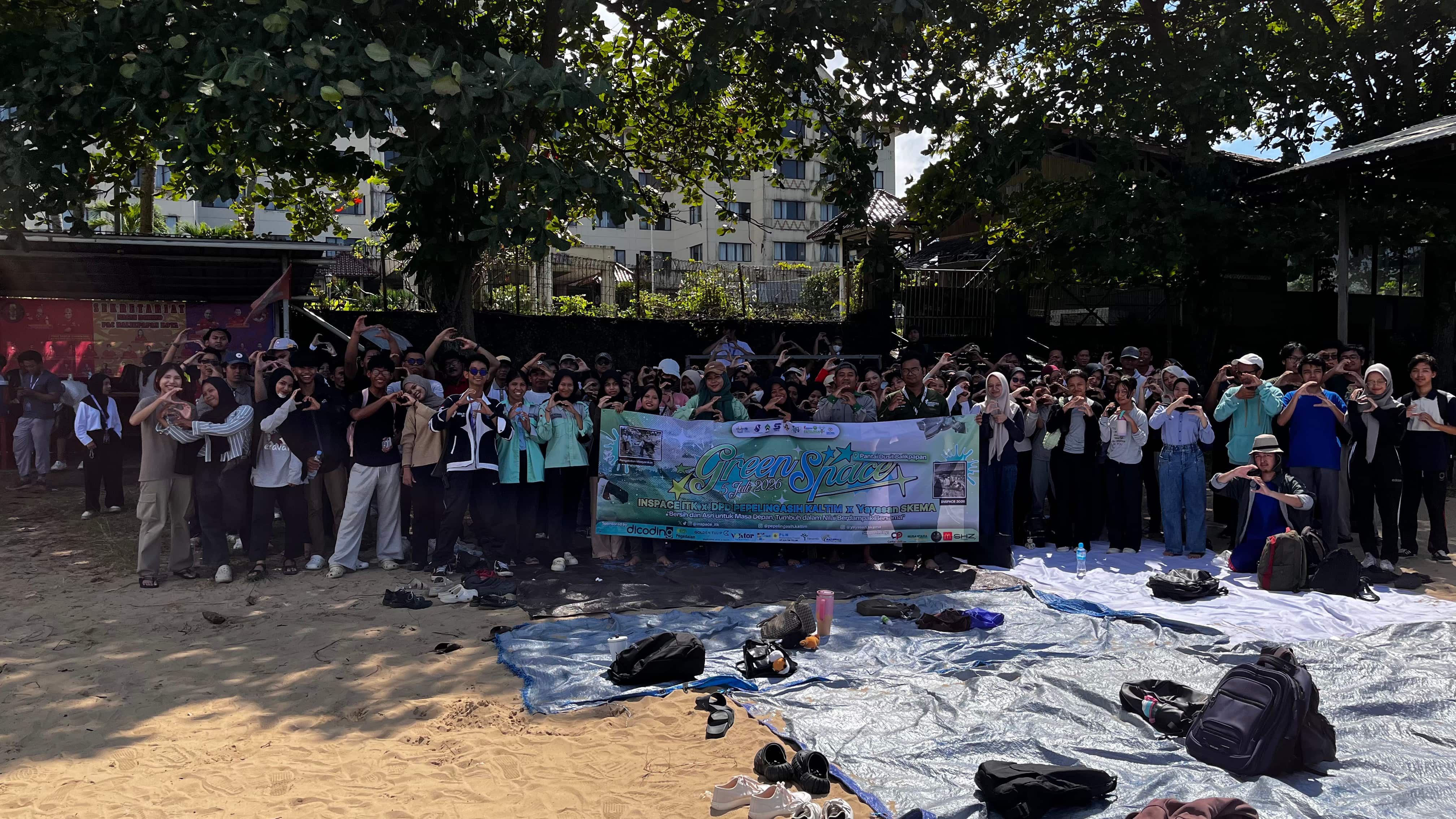 150 Relawan Bersatu Bersihkan Pantai Dusit, INSPACE 2026 Dorong Aksi Nyata Peduli Lingkungan